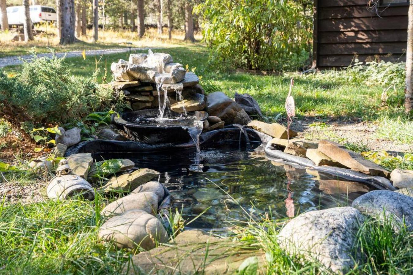 Rustic Cozy Cabin With Hot Tub Bragg Creek Zewnętrze zdjęcie